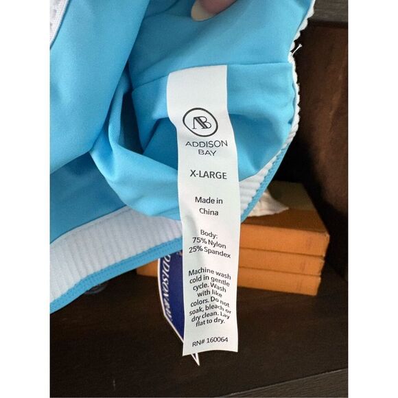 NWT Addison Bay Smooth Arch Sports Bra In Beverly Blue Size XL $68 MSRP - Picture 7 of 7